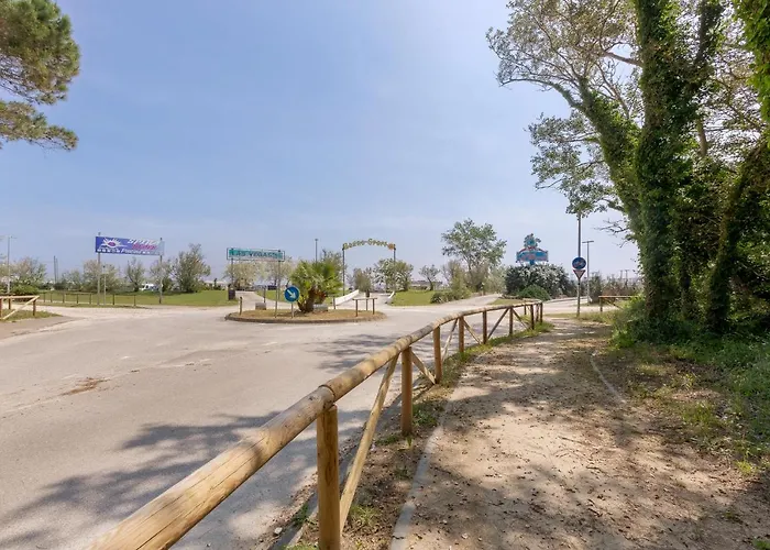 Guesthost - Duplex *